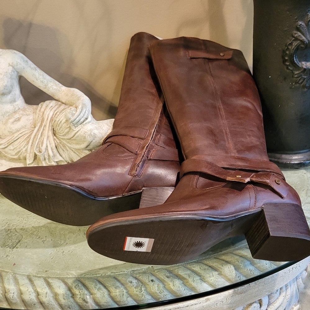 Ugg Bandara Tall Leather Boots #172 - Picture 11 of 11